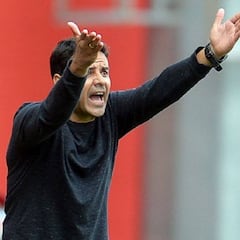 Míchel buscará eficacia para su ataque con Ivi y Okazaki