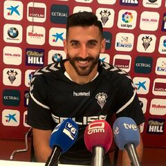 Tomeu Nadal:"Soy feliz en el Albacete y tengo contrato"