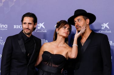 Penélope Cruz, Eduardo Cruz, y Juan Diego Botto.