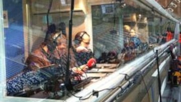 Las radios podrán entrar en los estadios de fútbol