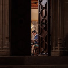 Mazón replica a Ribera al publicar un SMS que recibió