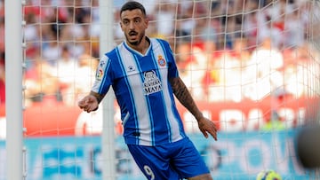 Joselu, in a match with Espanyol this season.