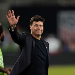Mauricio Pochettino joins the USMNT debut-winning coaches