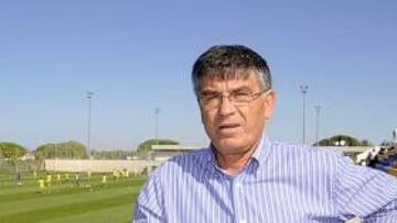 <b>PRETENDIDO. </b>A Julio Peguero le encantó Ramis en su último viaje por Latinoamérica.