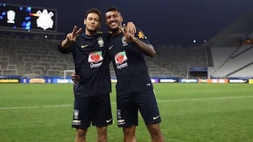 Neymar y Paulinho. 