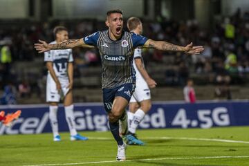 Estuvo seis meses con el Atlético de San Luis y ahora es futbolista del Racing Club.