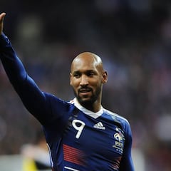 Anelka: "Mbappé se beneficia de mi experiencia de hace 20 años"
