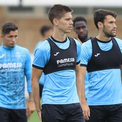 Foyth encadena dos sesiones con el grupo y su vuelta está cerca
