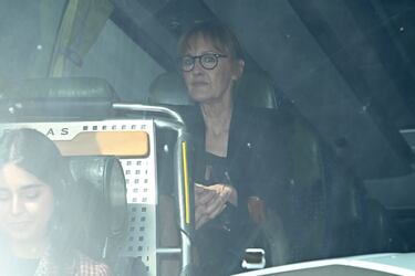 Henar Ortiz llega a la finca Prados Moros donde se celebrará el enlace de Ana Guerra y Víctor Elías. 