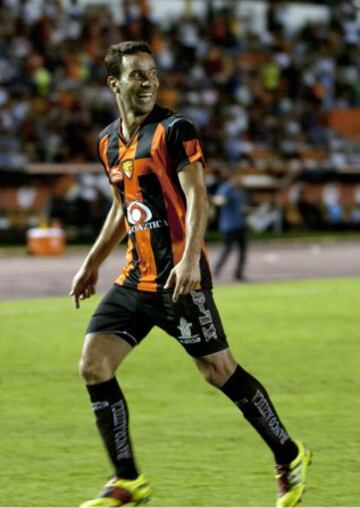 10 jugadores que recordamos con la camiseta de Jaguares