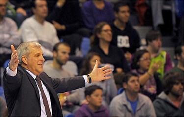 Dos partidos de baloncesto