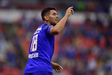 El ariete argentino tuvo muy pocas oportunidades en Cruz Azul y ahora en un préstamo con Necaxa busca demostrar toda su calidad. Su tarea no será nada sencilla; suplir a Mauro Quiroga