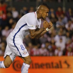 Sánchez superaría a Vidal en la lucha por ser capitán ante Bolivia