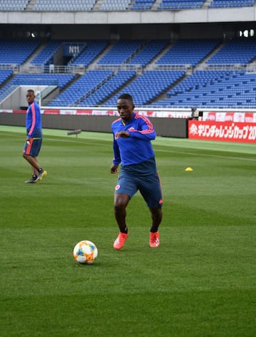 La Selección Colombia realizó el reconocimiento del Nissan Stadium, escenario en el que enfrentará a Japón este viernes a partir de las 5:20 a.m. (hora colombiana).