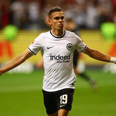 Eintracht Frankfurt: “Borré sabe que queremos mantenerlo”