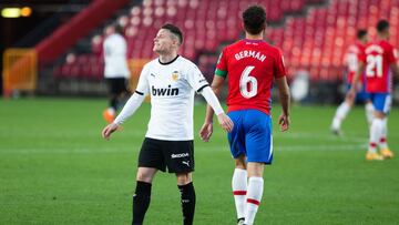 Kevin Gameiro of Valencia during the spanish league, LaLiga, football match played between Granada Club de Futbol and Valencia Club Futbol at Nuevos Los Carmenes Stadium on December 30, 2020 in Granada, Spain.
AFP7
30/12/2020 ONLY FOR USE IN SPAIN