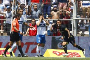 Las mejores imágenes del clásico Universidad Católica - Colo Colo