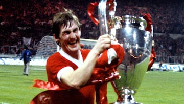 Kenny Dalglish, una leyenda de Liverpool que usó el 7 que llevará Luis Díaz.