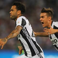 Dani Alves eyes 'the big prize' after historic Coppa Italia success