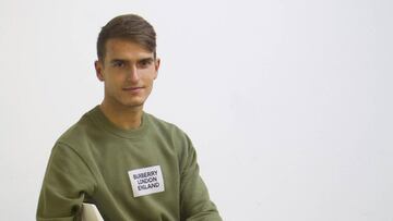 Denis Suárez atendió a AS.