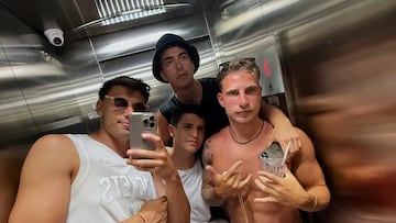 “Me fui a Católica porque quedaba cerca de mi casa, pero soy hincha de Colo Colo... Para la gente era un tema, por mi papá”