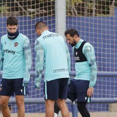 Vukcevic vuelve a lesionarse con Montenegro