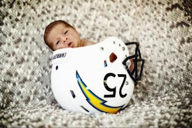 Casco con niño y kicker noruego