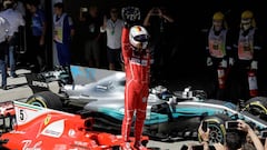 Formula One F1 - Brazilian Grand Prix 2017 - Sao Paulo, Brazil - November 12, 2017  Ferrari&#039;s Sebastian Vettel celebrates winning the race  REUTERS/Paulo Whitaker