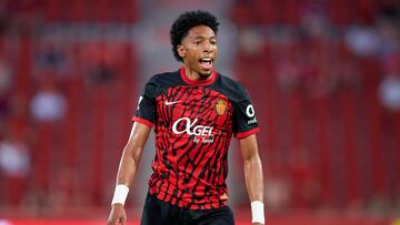 MALLORCA, SPAIN - AUGUST 9: Johan Mojica of RCD Mallorca reacts during the Pre-Season friendly match between RCD Mallorca and Bologna FC at Estadi de Son Moix on August 09, 2024 in Mallorca, Spain. (Photo by Cristian Trujillo/Quality Sport Images/Getty Images)