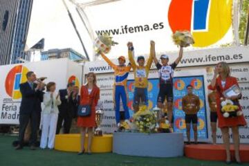 Vuelta a España de 2005. Podio; Menchov, Heras y Sastre.
 