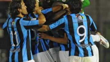 Los jugadores del Real Garcilaso celebran su pase a los cuartos de la Libertadores