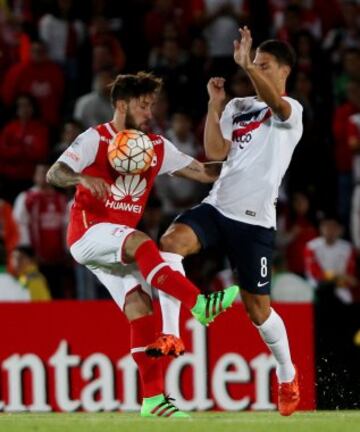 Santa Fe abrió la fase de grupos de la Libertadores en El Campín. Su próximo partido será ante Corinthians en Brasil.