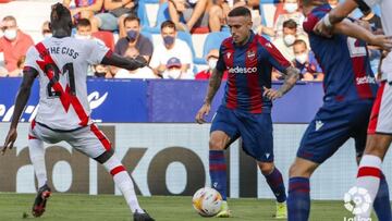 Sigue el partido entre Levante vs Rayo en directo, partido de la jornada 4 de LaLiga Santander que se juega a las 18:30 horas en el Ciutat de Valencia.