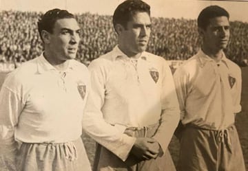 Tres de los grandes jugadores del Zaragoza 1949-50: Chus Alonso, Mariano Martín y Luisito Belló.