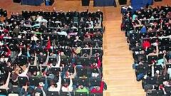 Boluda pide a las peñas que lo ratifiquen