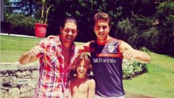Simeone y sus hijos Giuliano y Gianluca.
