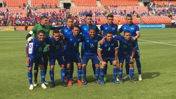 La Selecta viaj&oacute; este lunes por la tarde a Los &Aacute;ngeles para prepararse para su &uacute;ltimo juego antes de que inicie la Copa Oro, mismo que se jugar&aacute; en Jap&oacute;n.