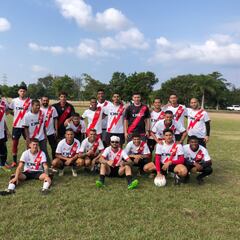 El Rayo es el campeón de Liga y Copa... ¡en Cuba!
