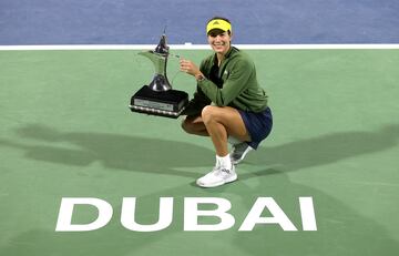 Tras el parón por la pandemia de Covid-19, Muguruza volvió a gran nivel y consiguió el WTA1000 de Dubái tras ganar en la final a la tenista checa Barbora Krejcikova.
