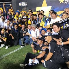Los Tigres ya festejaron el título con su afición en Monterrey