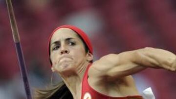 La jerezana Mercedes Chilla ha establecido un nuevo récord de España al lanzar la jabalina hasta los 64,07 metros.
