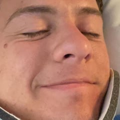 El cantante Guaynaa sufre un grave accidente de tráfico