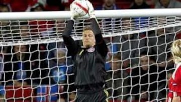 En Inglaterra aseguran que Lindegaard ya es del United