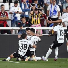 Alex Sancris enmienda a Curro para ganar sobre la bocina