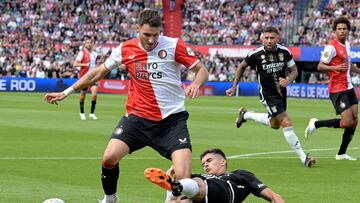Santiago Giménez no garantiza su continuidad en el Feyenoord