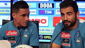Jose Callejón y Raúl Albiol, ambos del Nápoles, esperan rival en el playoff de la Champions