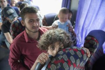 Miles de refugiados han cruzado la frontera entre Macedonia y Serbia con destino a Europa occidental. Macedonia ha sido uno de los países que se han visto desbordados por la afluencia de refugiados procedentes de Siria, Irak o Afganistán.