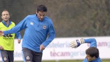 <b>ESPECIAL.</b> Iván Sánchez "Riki", delantero del Deportivo de La Coruña, reconoció que el encuentro ante el Getafe será especial.