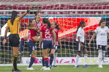 Las Chivas sigue con el poderío y la hegemonía sobre las Margaritas de Atlas, con este resultado Chivas vuelve a la pelea por el liderato general del torneo, ya suma 23 unidades.