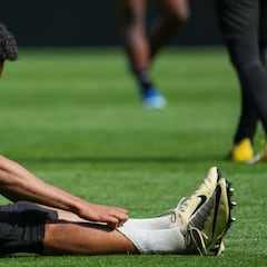 Alineación posible del Racing contra el Sporting en El Molinón